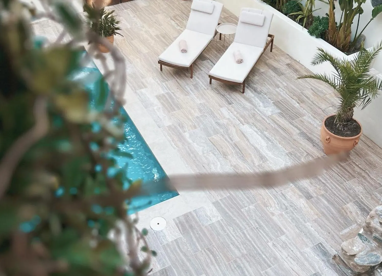 Elysium Luxury Stays Melegis Hotel