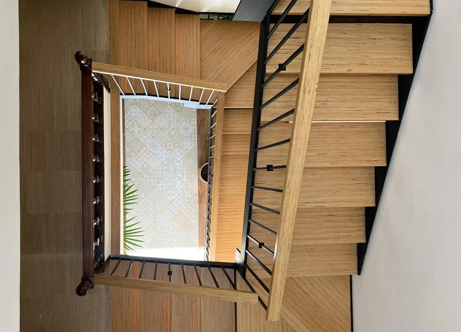 Elysium Luxury Stays Melegis 酒店